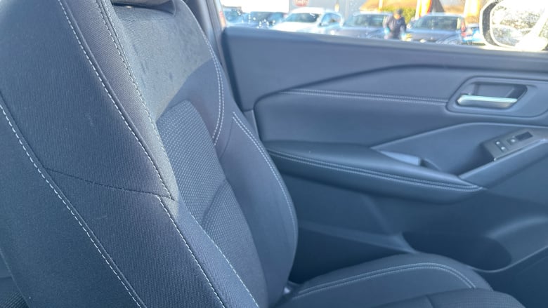 Nissan Qashqai 1.3 DiG-T MH Acenta Premium 5dr Petrol Hatchback